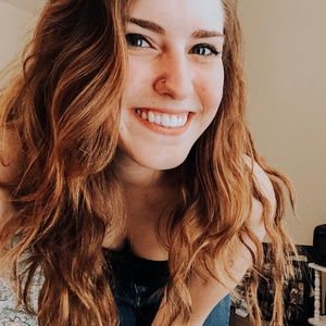 Meet your Posher, Whitney